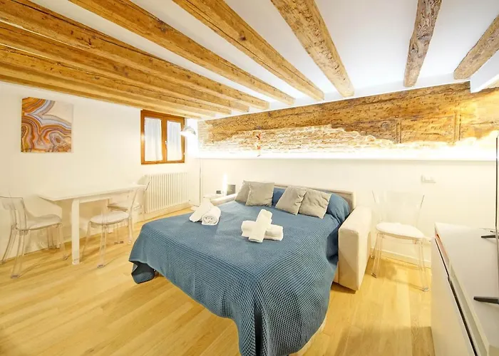 Dolcevita Apartments N 506 Design